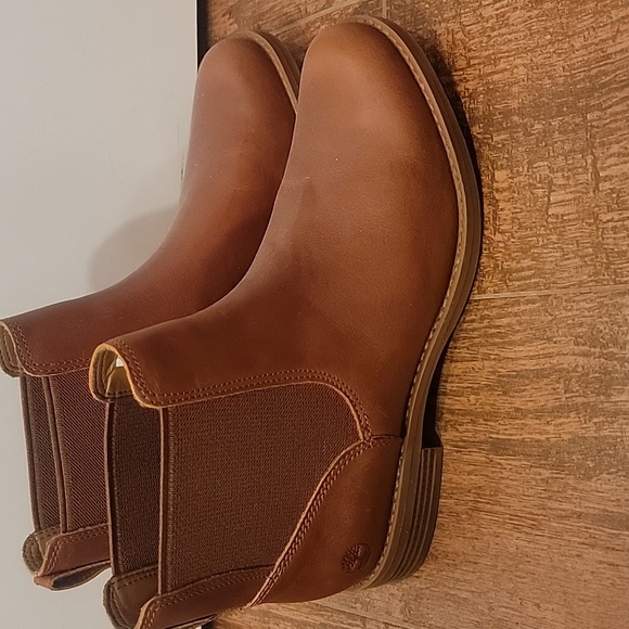 NWOB Timberland boots - Picture 5 of 7